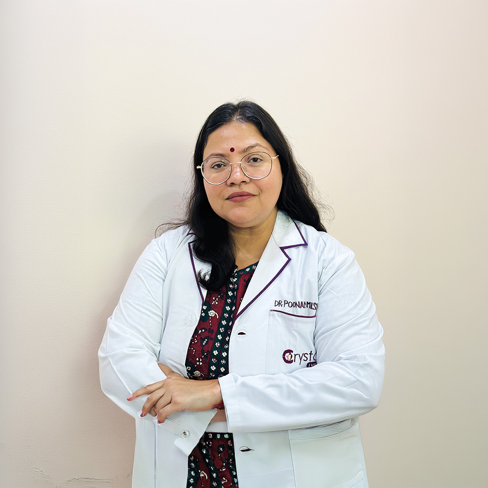 Dr. Poonam Mishra, IVF doctor in Lucknow (MBBS, M.S.,Fellowship in Reproductive Medicine) | Crysta IVF